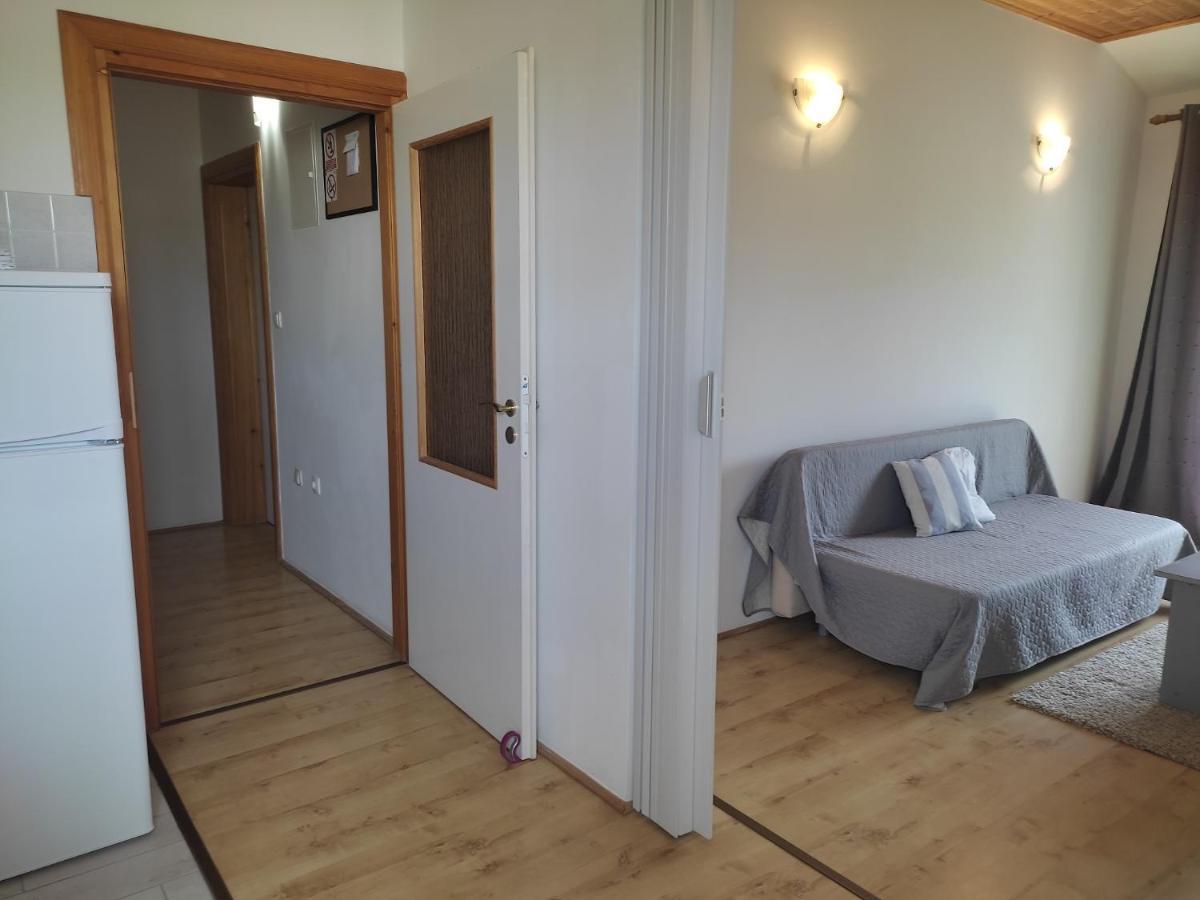 Apartment Arba 1 With Heated Pool Rab Town Exterior foto